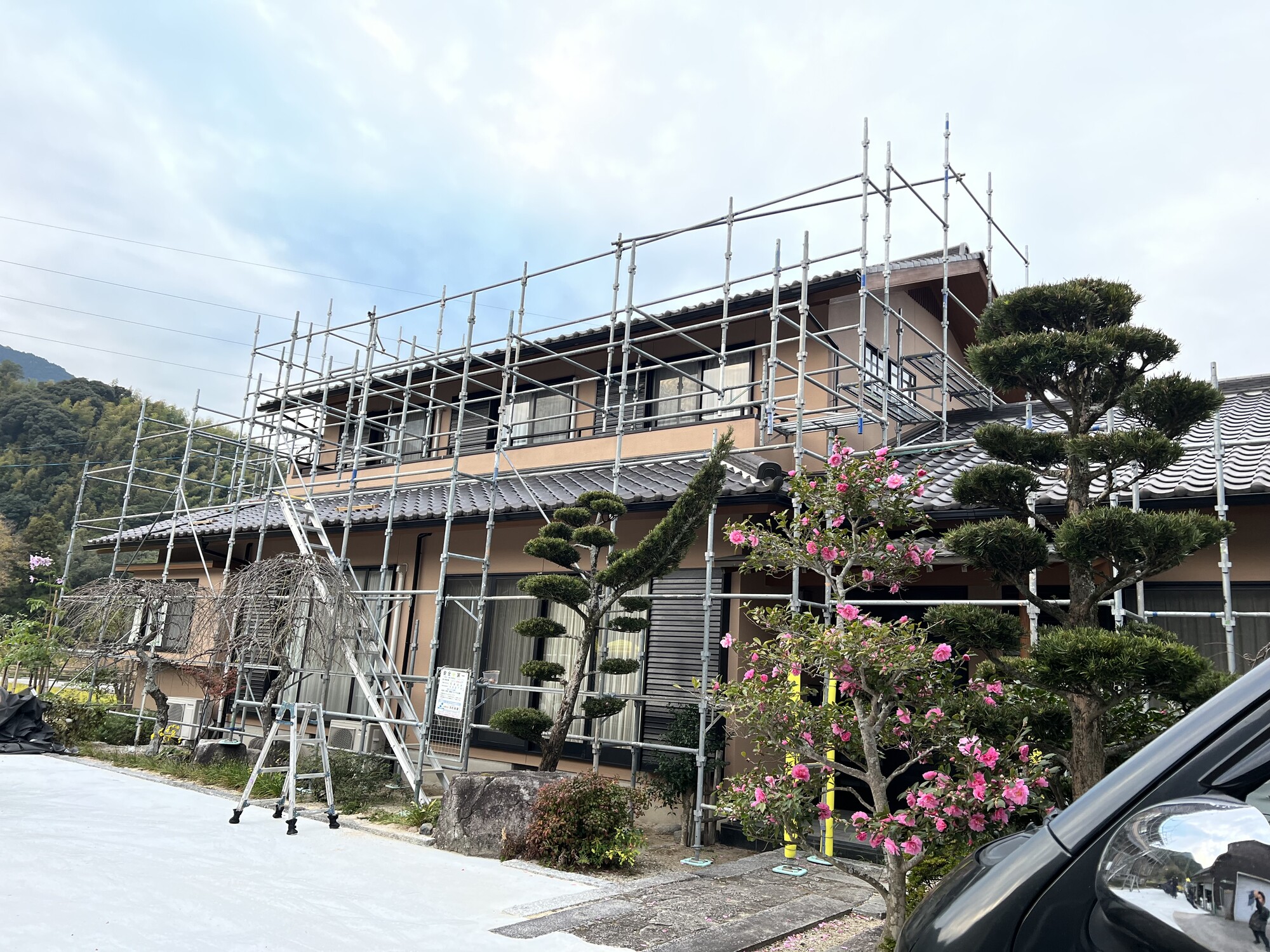 屋根カバー工法
